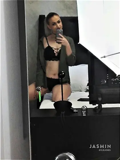 Real big tits webcam