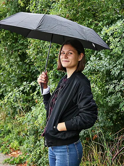 Grace Carson rides a cock in the middle of a road