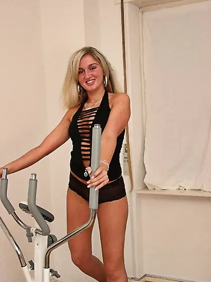 Petite Solo Sexy Marry from Europe