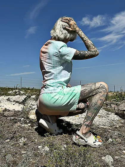 Jeffree Star tattooed makeup twink