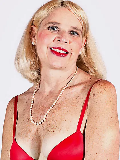 White mature nice tits