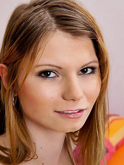 Sweetie pulls down her outfit to show her yummy tits and, of cou