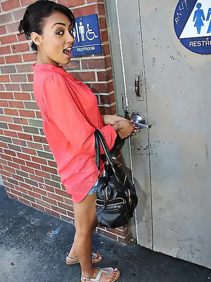 Slutty chippy Cherry Hilson is swallowing cock and loads of sper