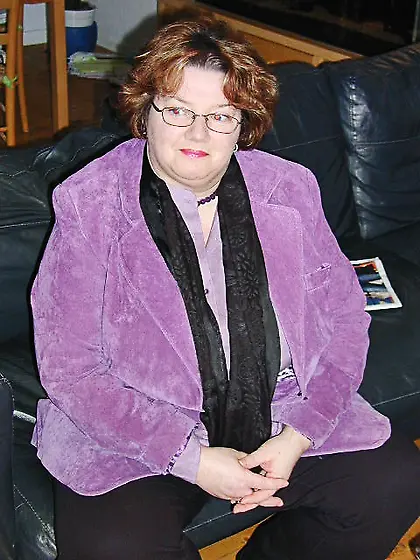 MILF Chris 44 G from United Kingdom For Tom