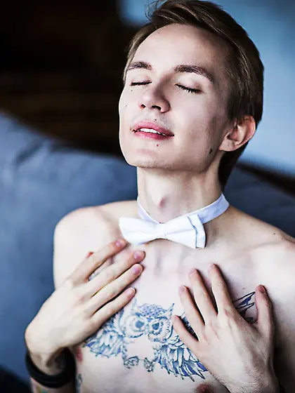 White young man a0tattooedtomas