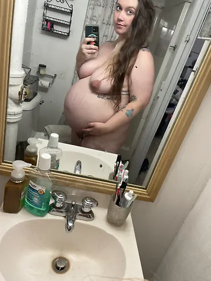 Pregnant hairy girlfriend creamy pussy huge tits