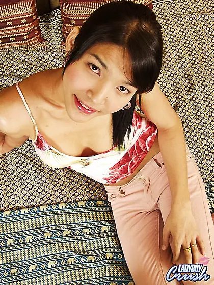 Horny Ladyboy Cums All Over Herself