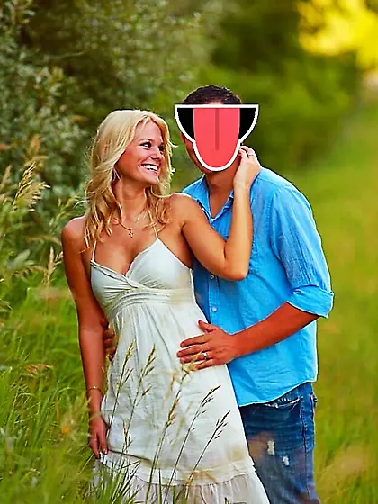 Skinny Melissa gets totally naked on the GGW bus