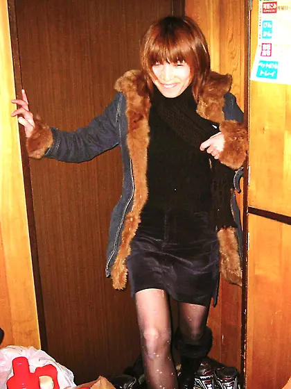 Japanese wife exposed by husband 2003-4