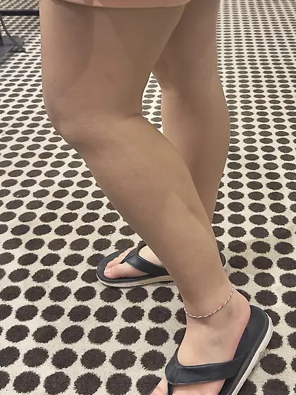 Candid Asian Girl Feet