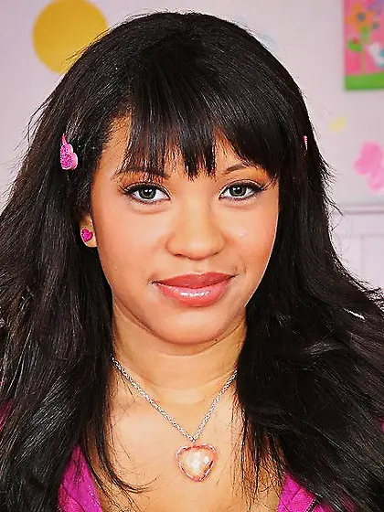 Latina chick Rhianna Ryan strips her pink garments to have fun w