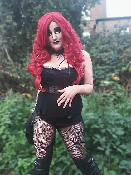 Sexy Gothic Queen