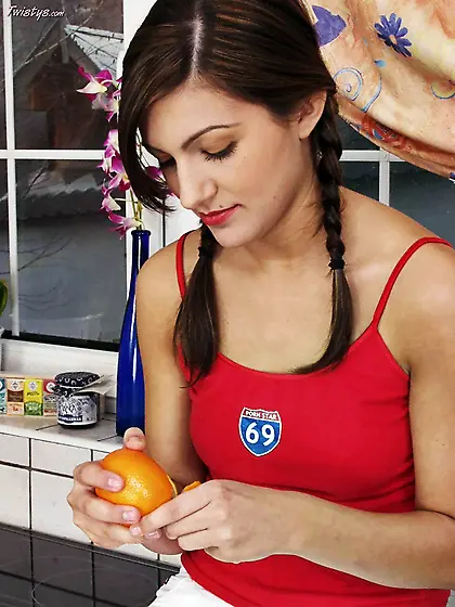 Kitchen Counter Tighty