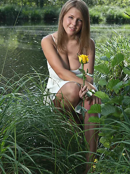 31: Portrait of Viola