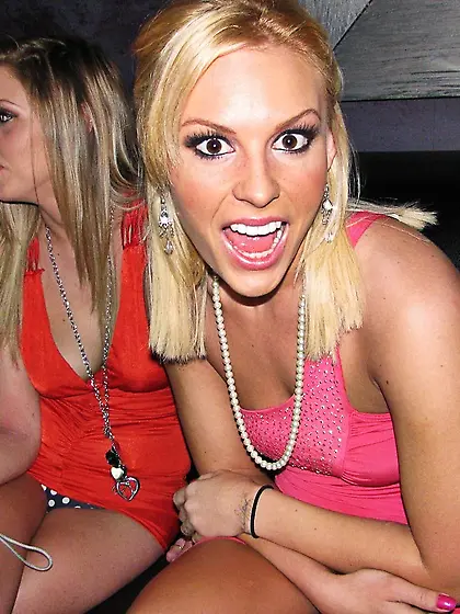 Party chick Jamey Janes and her hot blooded friends play with st