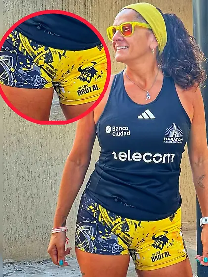 Milf hot cameltoe and ass