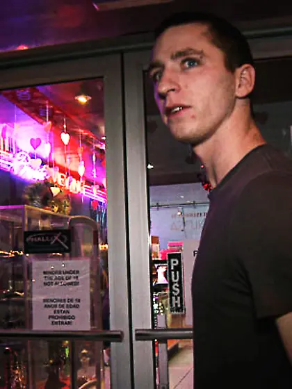 Happy dude unbelievable oral