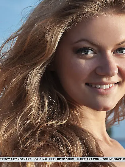 Yummy floozy sheds pink