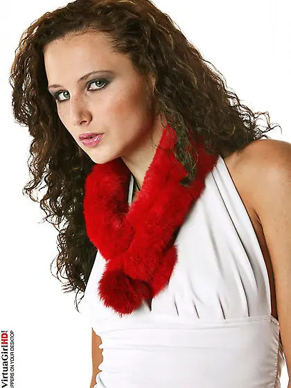 Brunette with small tits Andrea Drapelova slides panty aside and