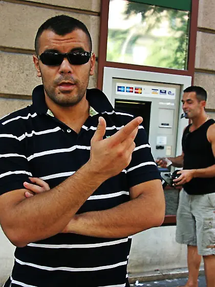 Attractive teen sluts Trisha Brill and Simony Diamond get brutal