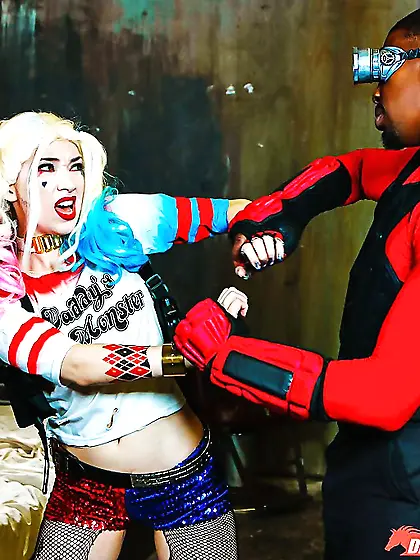 Harley Quinn is defenseless when black man is scoring her in a m