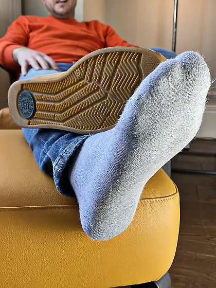 Master uses Foot Slave Boy