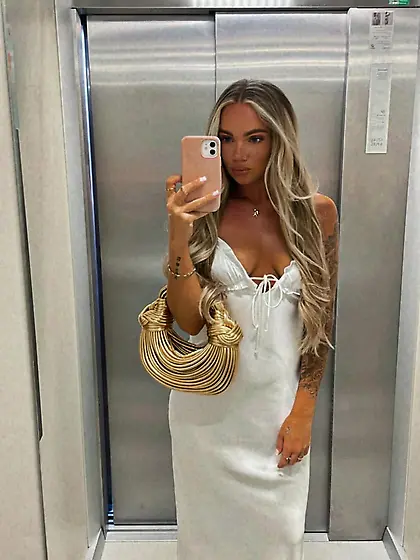 Uk amateur slag Juliette exposed