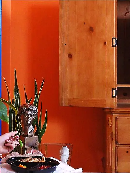 Kelly Kline gets her nasty and tight pussy fucked after getting