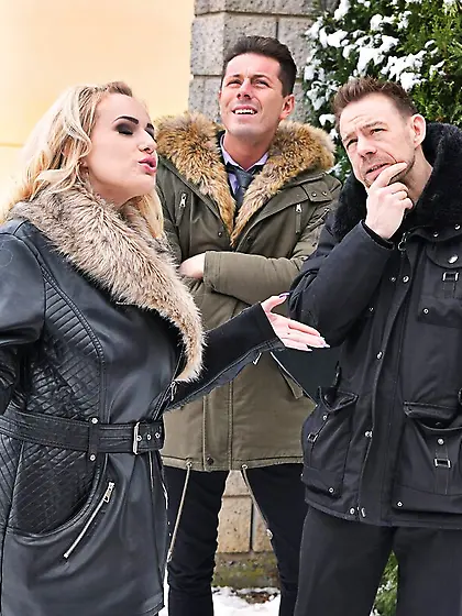 Curvy czech milf fucked hard in the bedroom