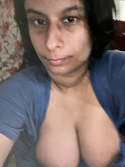 Hijabi married whore Saira