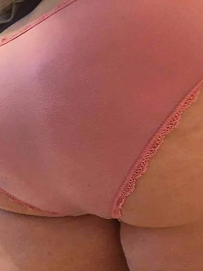Wife wants to show