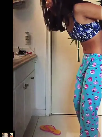 Filipina sister pants down time