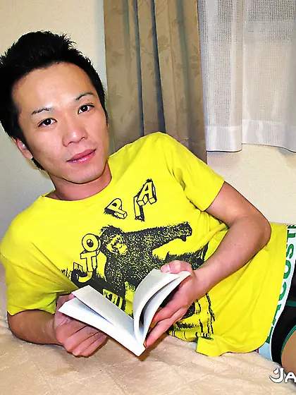 Hot japanese yellow shirt