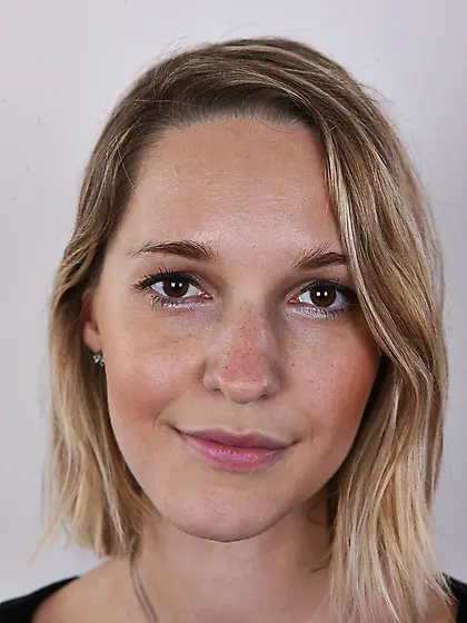 MILF decided not to resist and just expose skinny body with touc