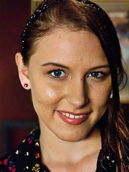 Boyfriend demonstrated teen girl