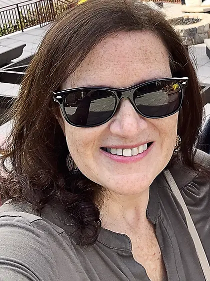 Size queen slut Lisa GK