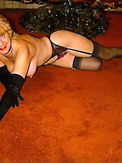 Mature classy carol united