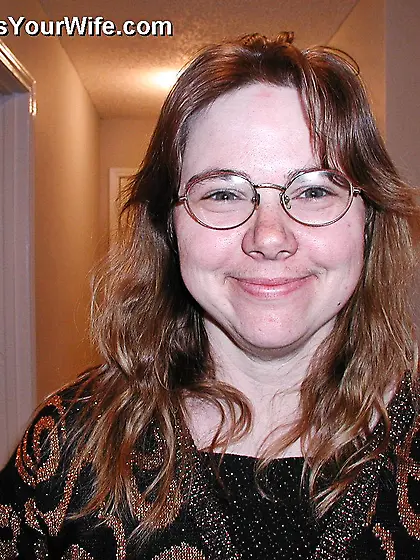 Chubby housewife red panties