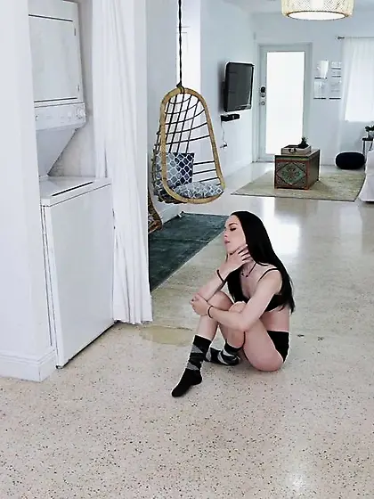 Skinny long-haired brunette blue