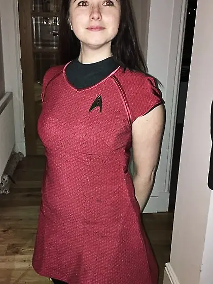 Sexy Trekkie Requests a Probe