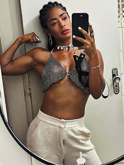 how to break hot pretentious muscle bitch?