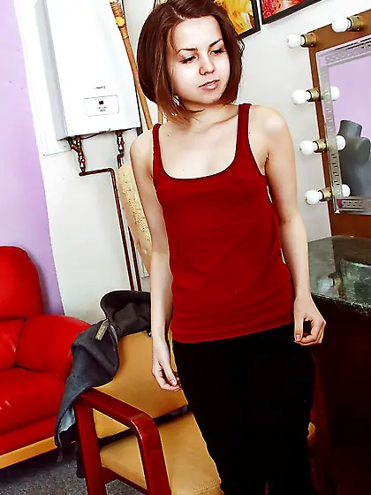 Petite skinny spinner