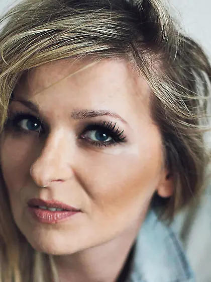 White milf blonde hair