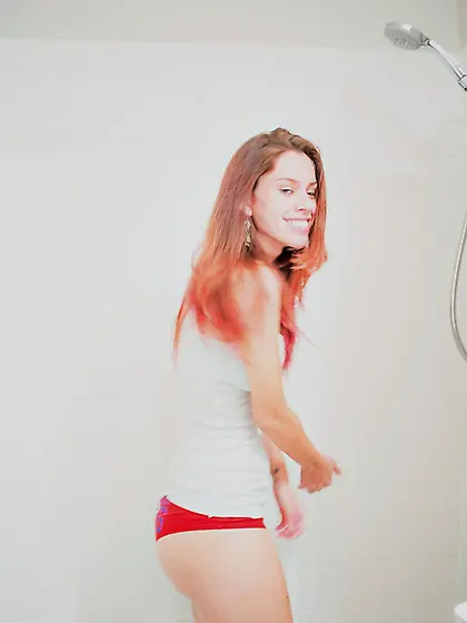 Latina natural boobs amateur