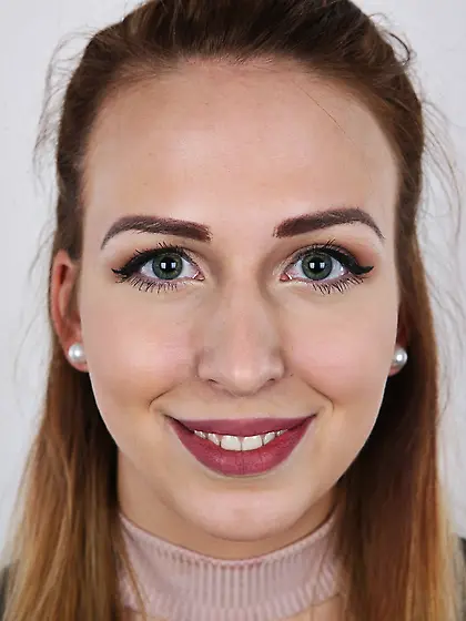 Interview wasn't enough for porn agent and he asked chick to str