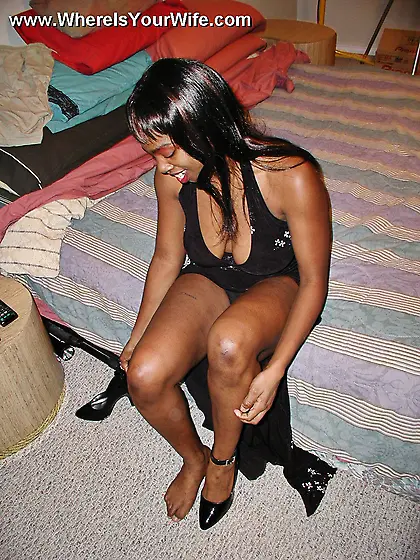 Big boobed black mom