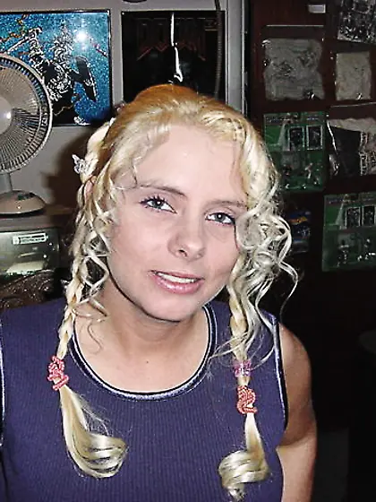 MILF Fallen Angel from United States Blonde...