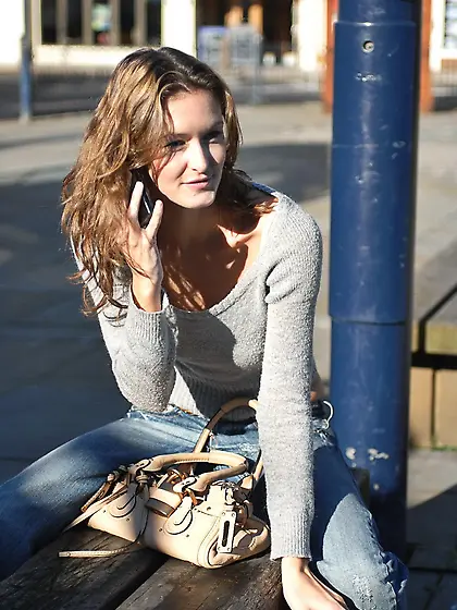 Solo girl Nikkala Stott gets naked after having a bite to eat