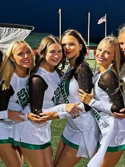 Blonde goddess plus a pair