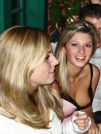 Nip Slips,  Downblouse,  & Sideboob